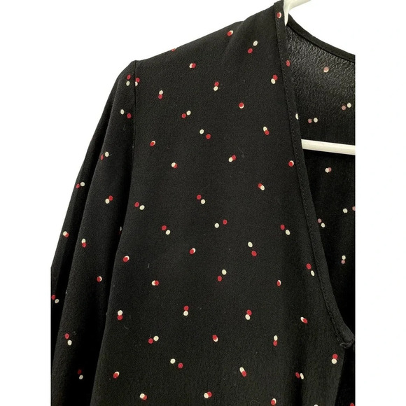 Rails Women's Top Beaux Blouse in Black Off Set Dot Long Sleeves Ruffle Hem Sz M - Picture 5 of 13